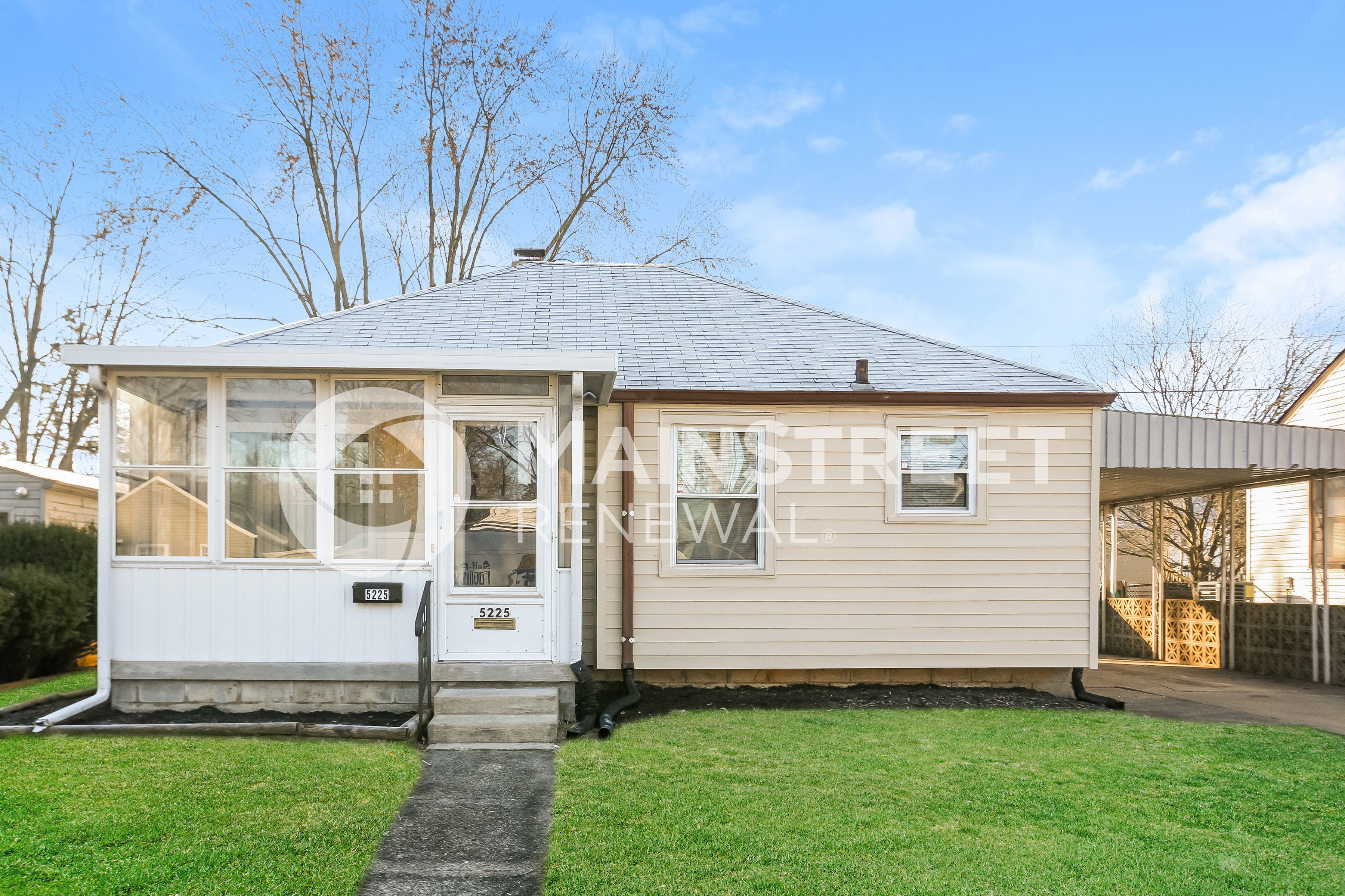 5225 E 20Th Pl Indianapolis, IN 46218